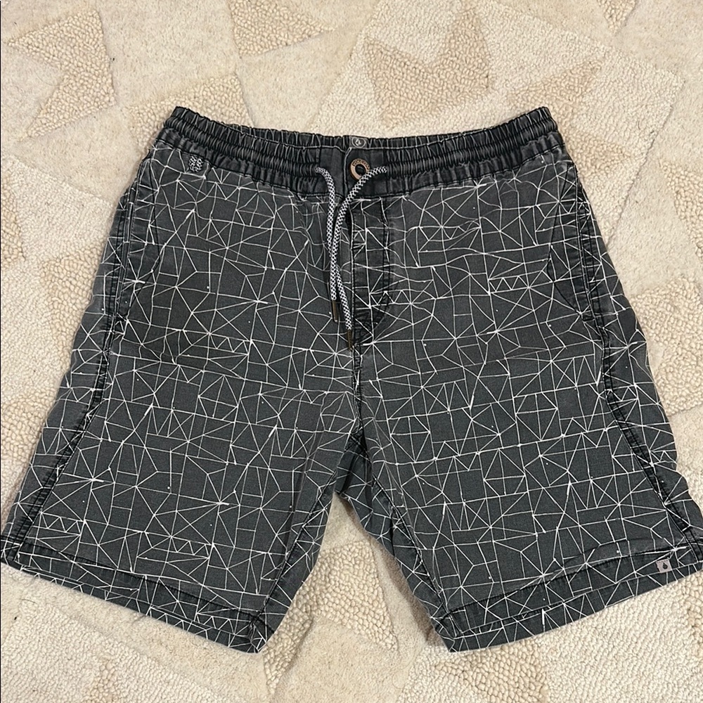 Surfer Geometric Shorts